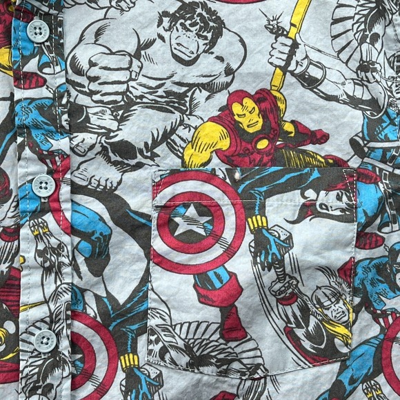 Marvel Comics Vintage Mens Medium Button front shirt Avengers Hulk Iron man - Picture 2 of 8